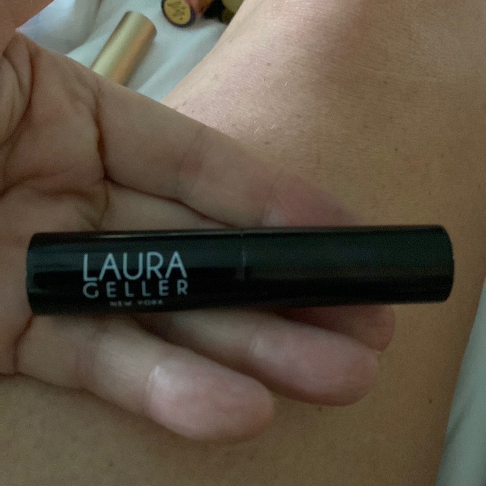 Laura Geller Pucker Up Lipstick in pink